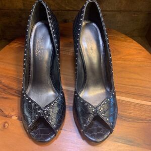 Womens Talbots heels.  Inv 5321a